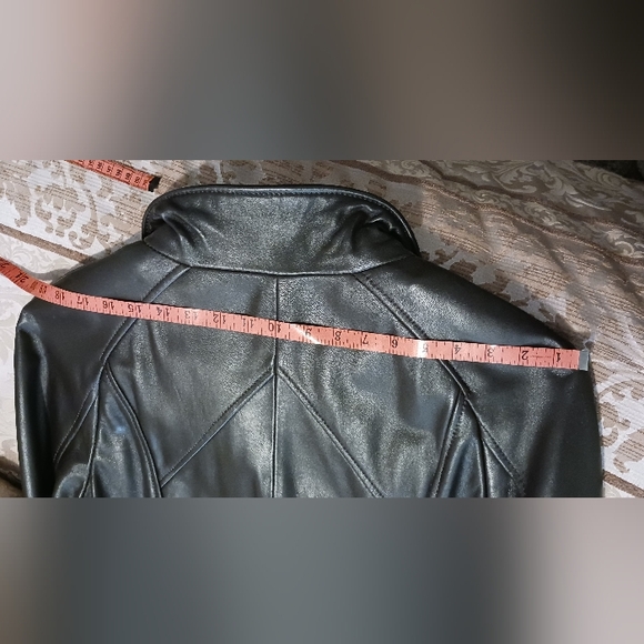 DANIER SZE L Brown 💯  leather coat🎉🎉Host Pick 1/8/25🎉🎉 - Picture 4 of 16